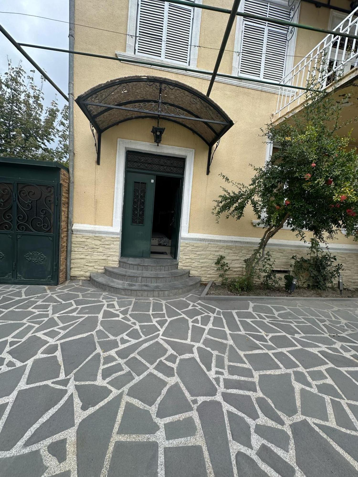 Ekas Rosengarten Gori Esterno foto